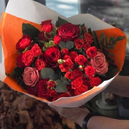 bouquet mix roses rouge
