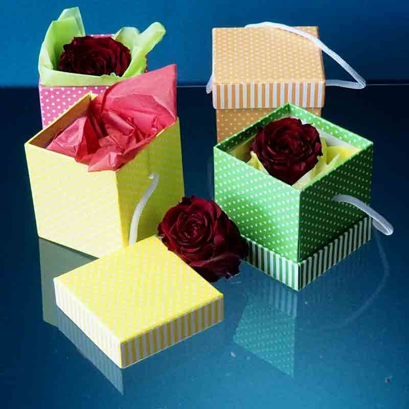 Rose sublimée dans sa boite cadeau